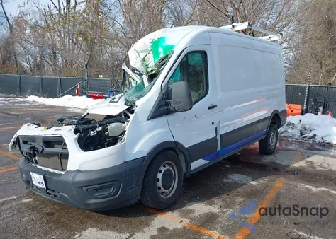 2021 Ford Transit-250 z USA, uszkodzony, nr VIN 1FTBR1C89MKA63968